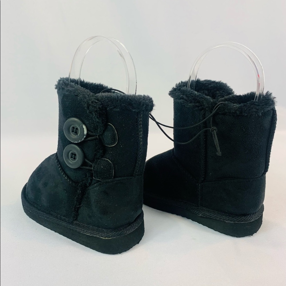 Brand New Girls Black Lined Boots With 2 Buttons - Picture 2 of 5